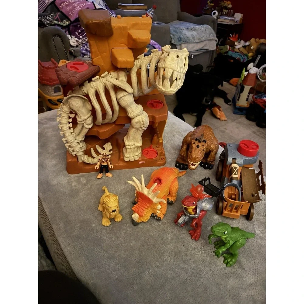 Fisher Price Imaginext Dinosaur T-Rex Mountain Playset Dino Lot Cavemen